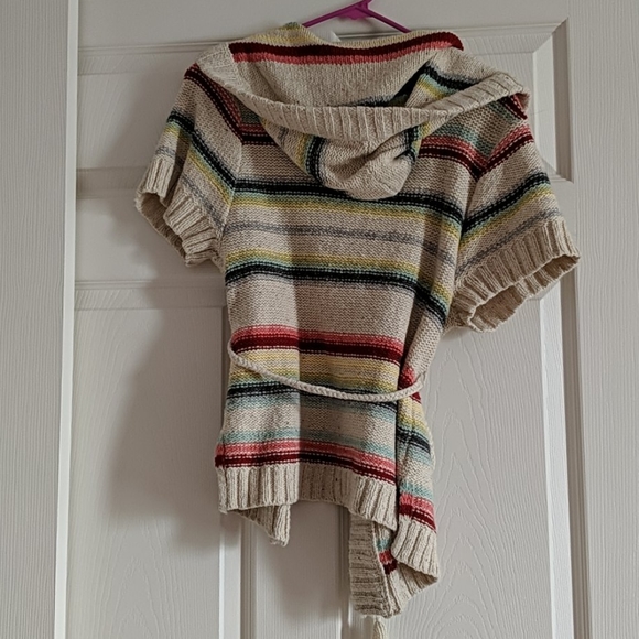 Striped short sleeved sweater wrap w/ tie & hoodie - Picture 2 of 2